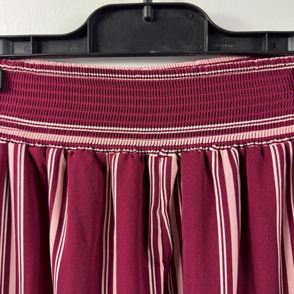 Forever 21 Contemporary Maroon Striped Wide Leg Pants Smocked Waist Small - Picture 8 of 9